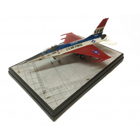 betonová plocha velká